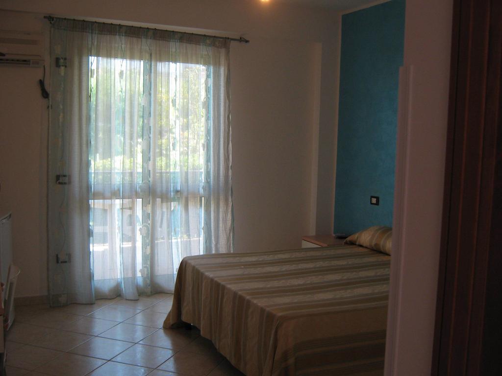 סקליאה Bed And Breakfast Cirelli חדר תמונה